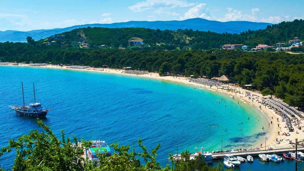 koukounaries beach skiathos