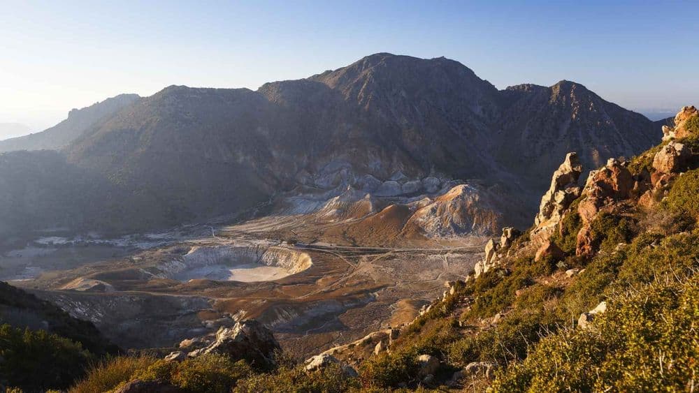 nisyros volcano