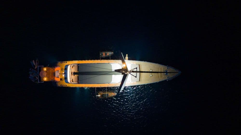 north-wind-gulet-aerial-night