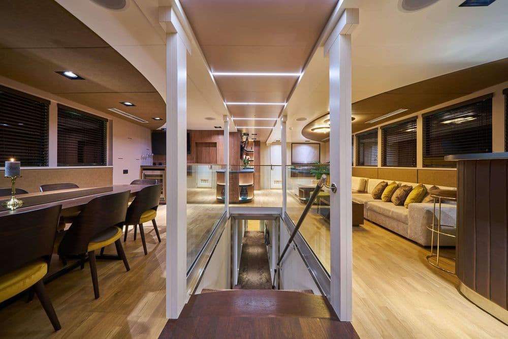 rara-avis-interior-dining-seating-area