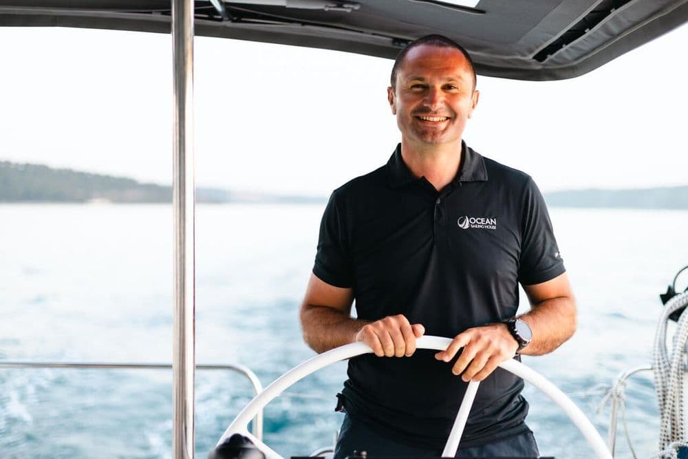 sunreef-50-crewed-catamaran-sweet-dreams-captain