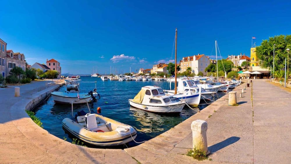 zlarin-wharf