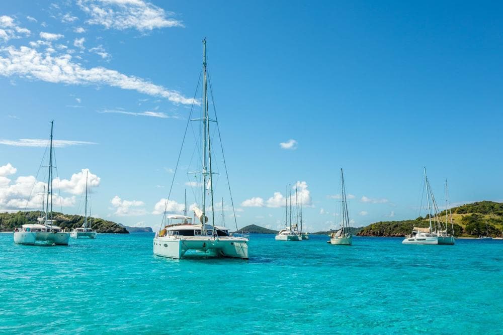anchorage in tobago cays grenadines blue water