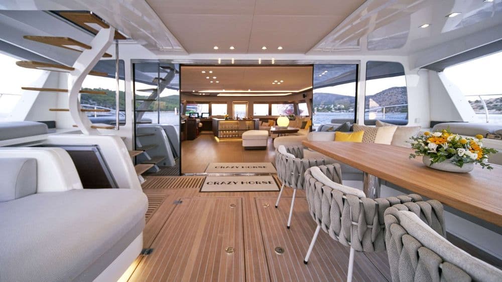 crazy-horse-exterior-aft-deck