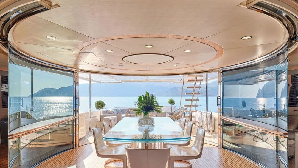 daloli-interior-dining-area