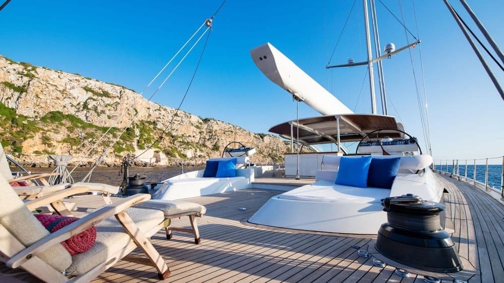 mes-amis-exterior-sundeck
