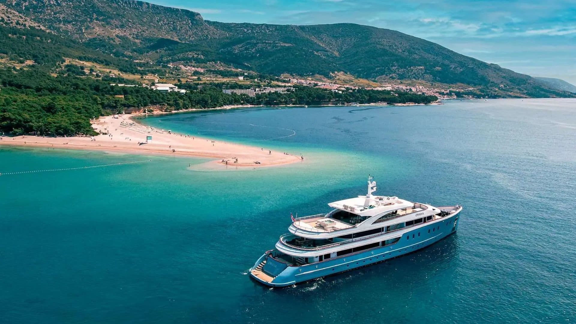 ohana-anchored-croatia
