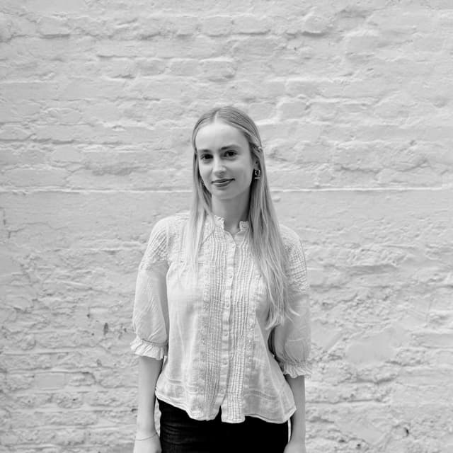 rose-dillon-black-and-white