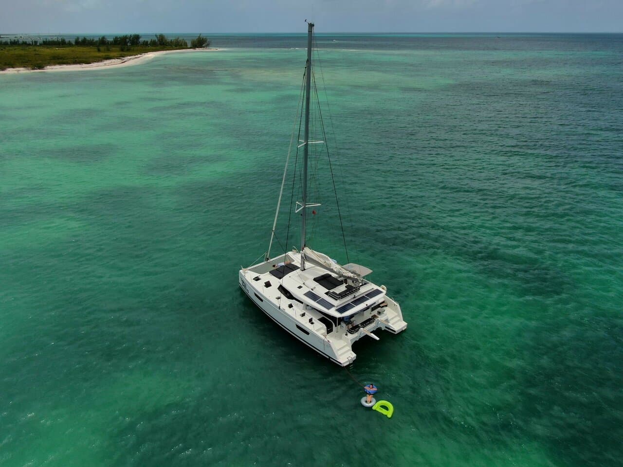 Three Sheets – Fountaine Pajot