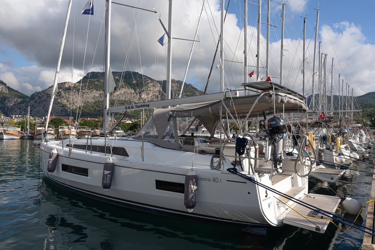 Mavi Mercury – Bénéteau