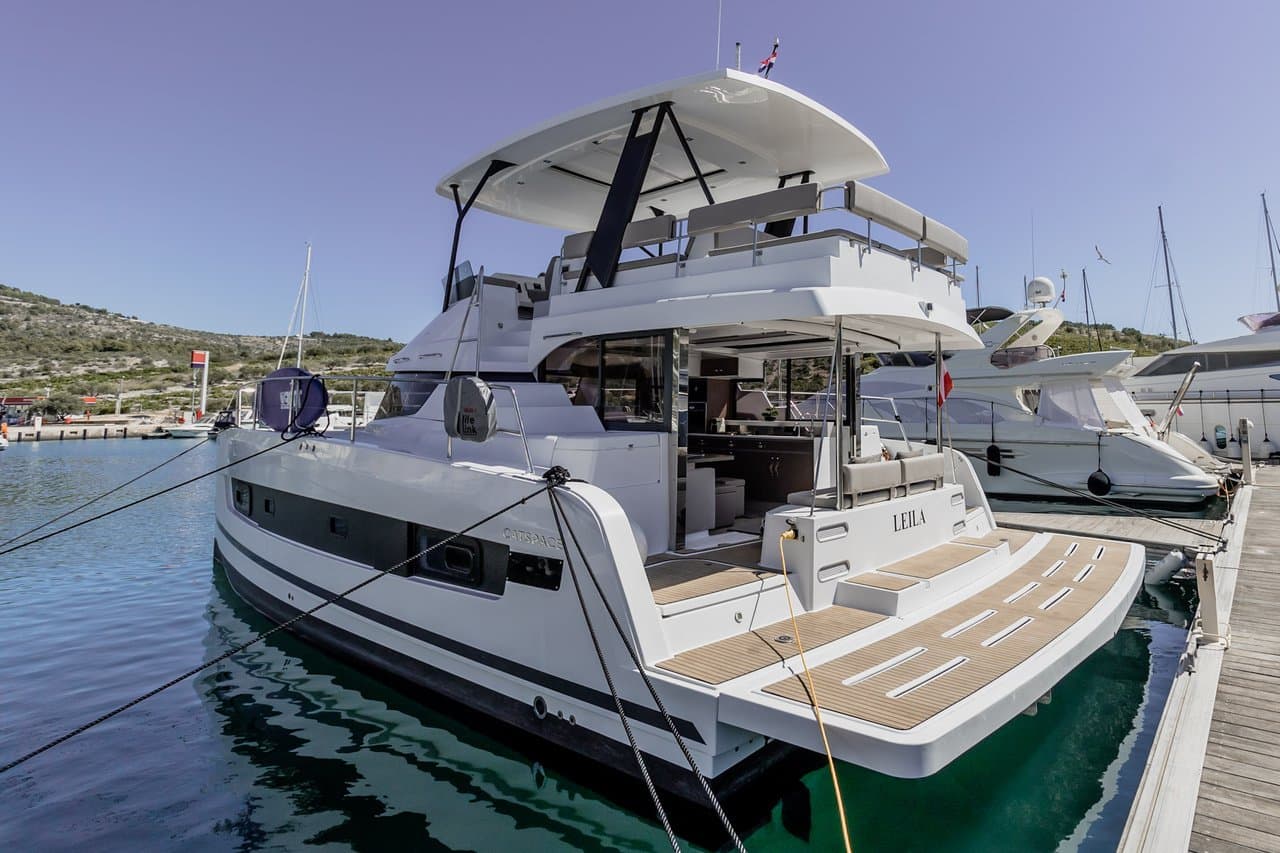 Leila – Catana Group