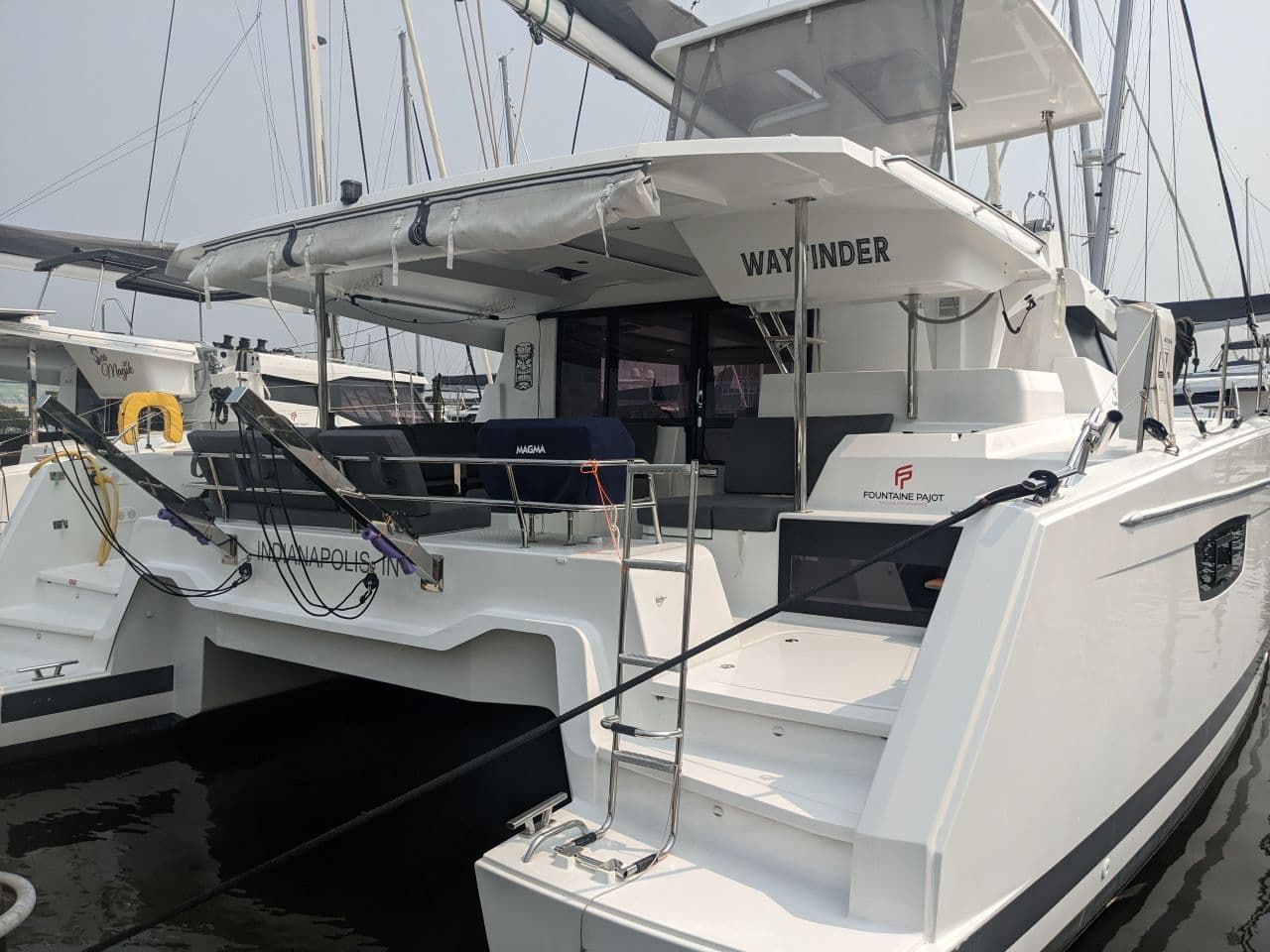 Wayfinder – Fountaine Pajot