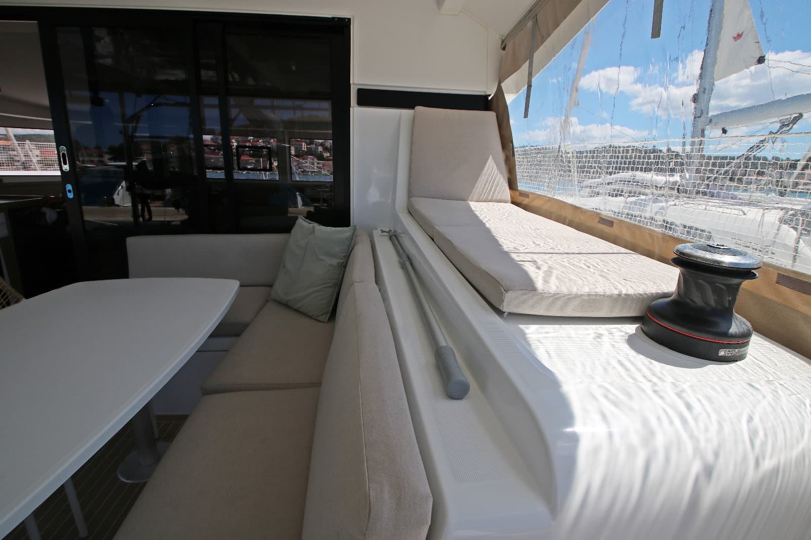 Sailing Breeze