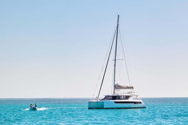 Serenity – Leopard Catamarans / Robertson & Caine