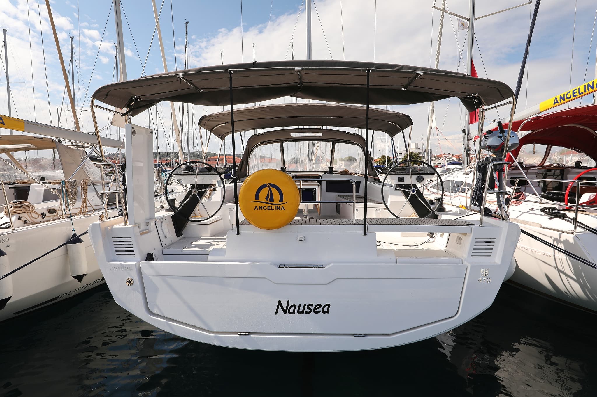 Nausea – Dufour Yachts