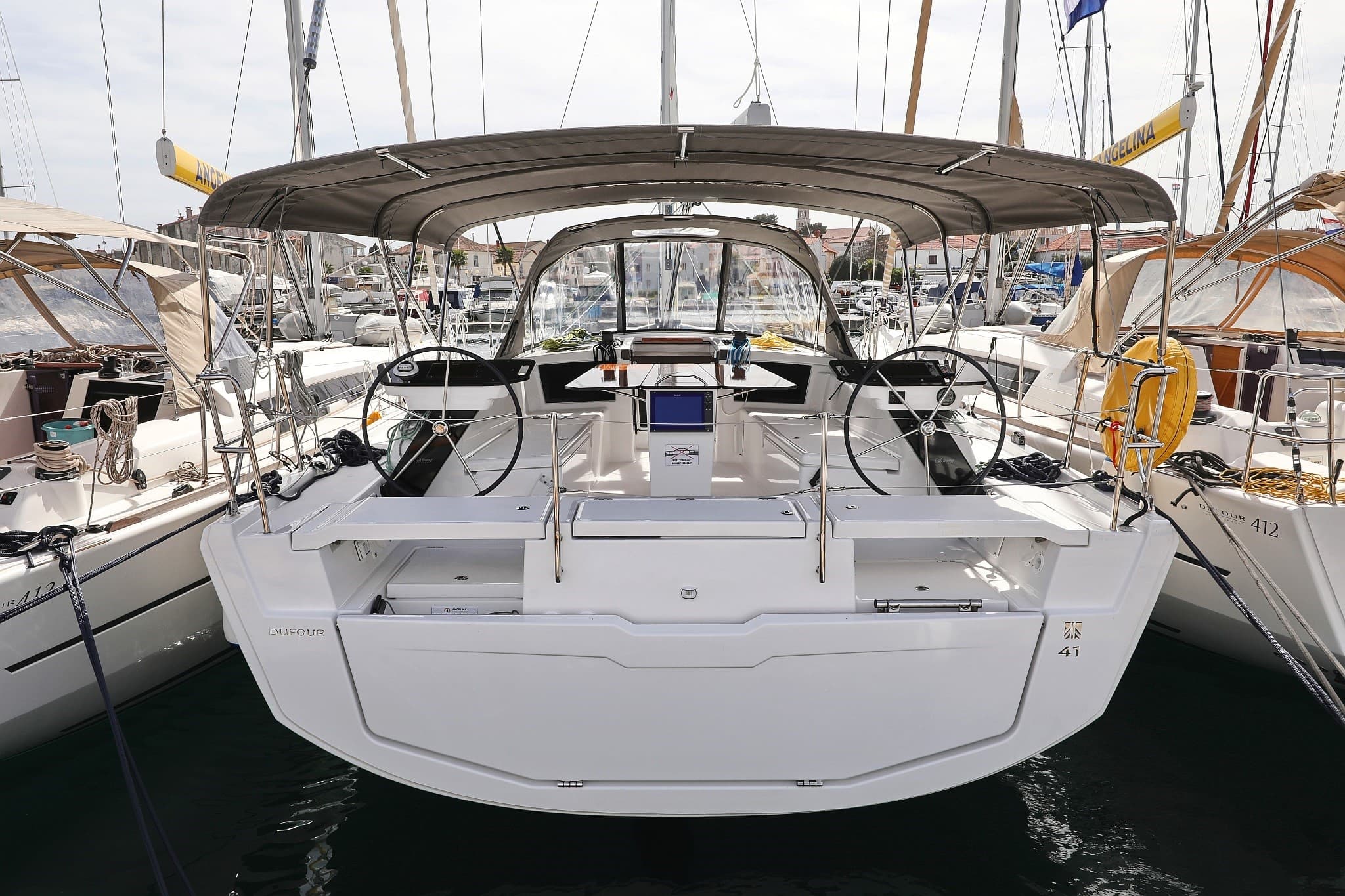 Poppy – Dufour Yachts