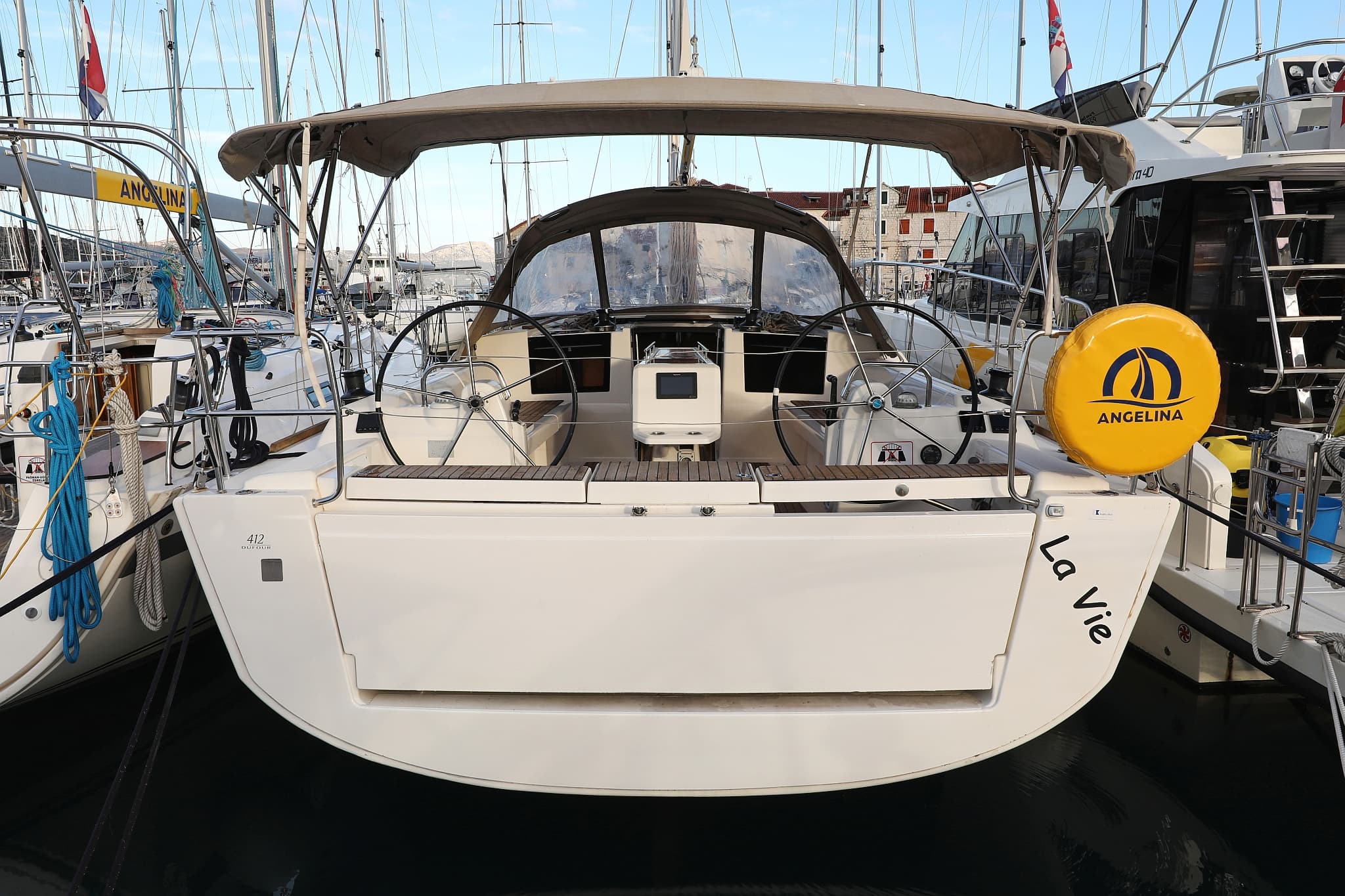 La Vie – Dufour Yachts