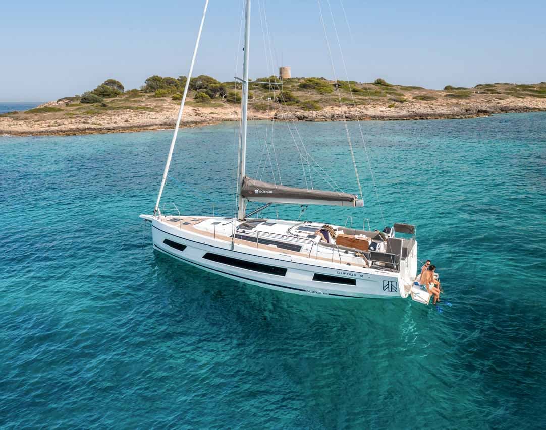 Bella II – Dufour Yachts