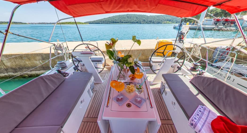 Nauti Buoy