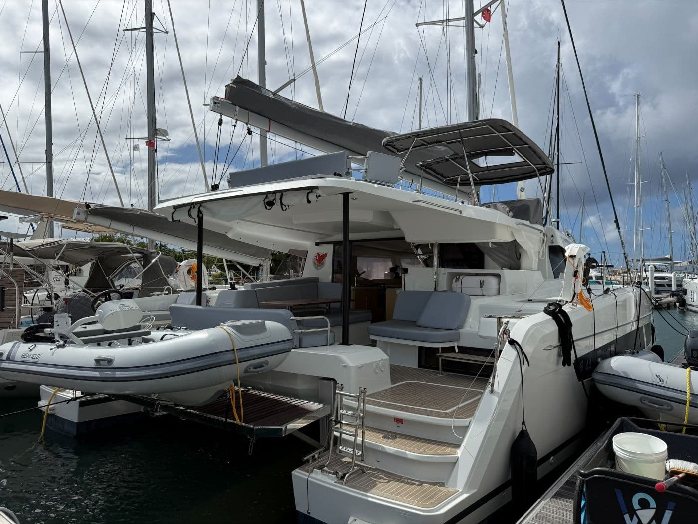 Scarlet Ibis II – Fountaine Pajot