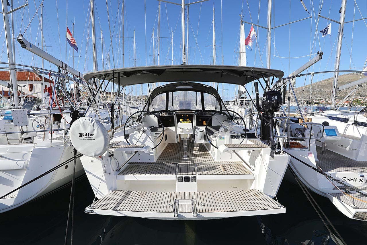 Alegria – Dufour Yachts