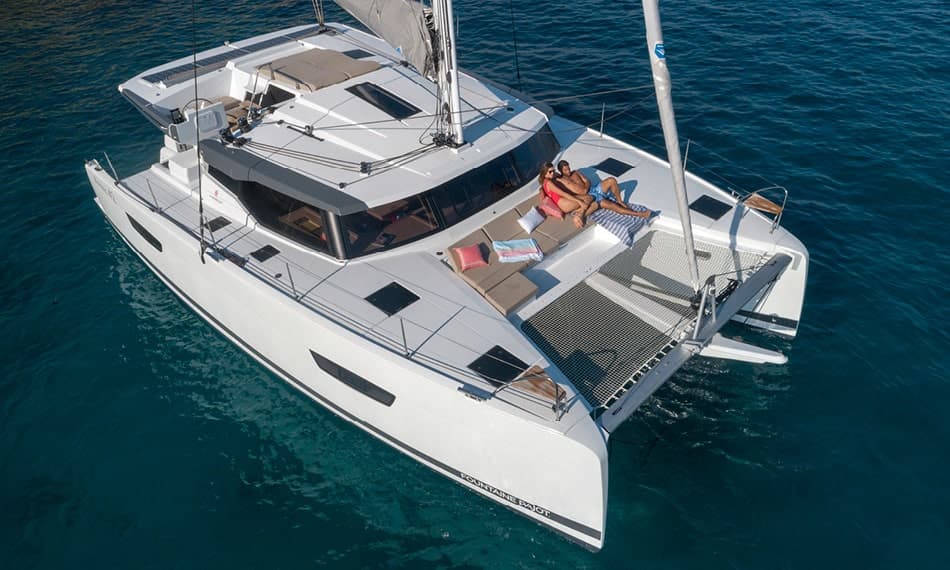 Speakeasy – Fountaine Pajot