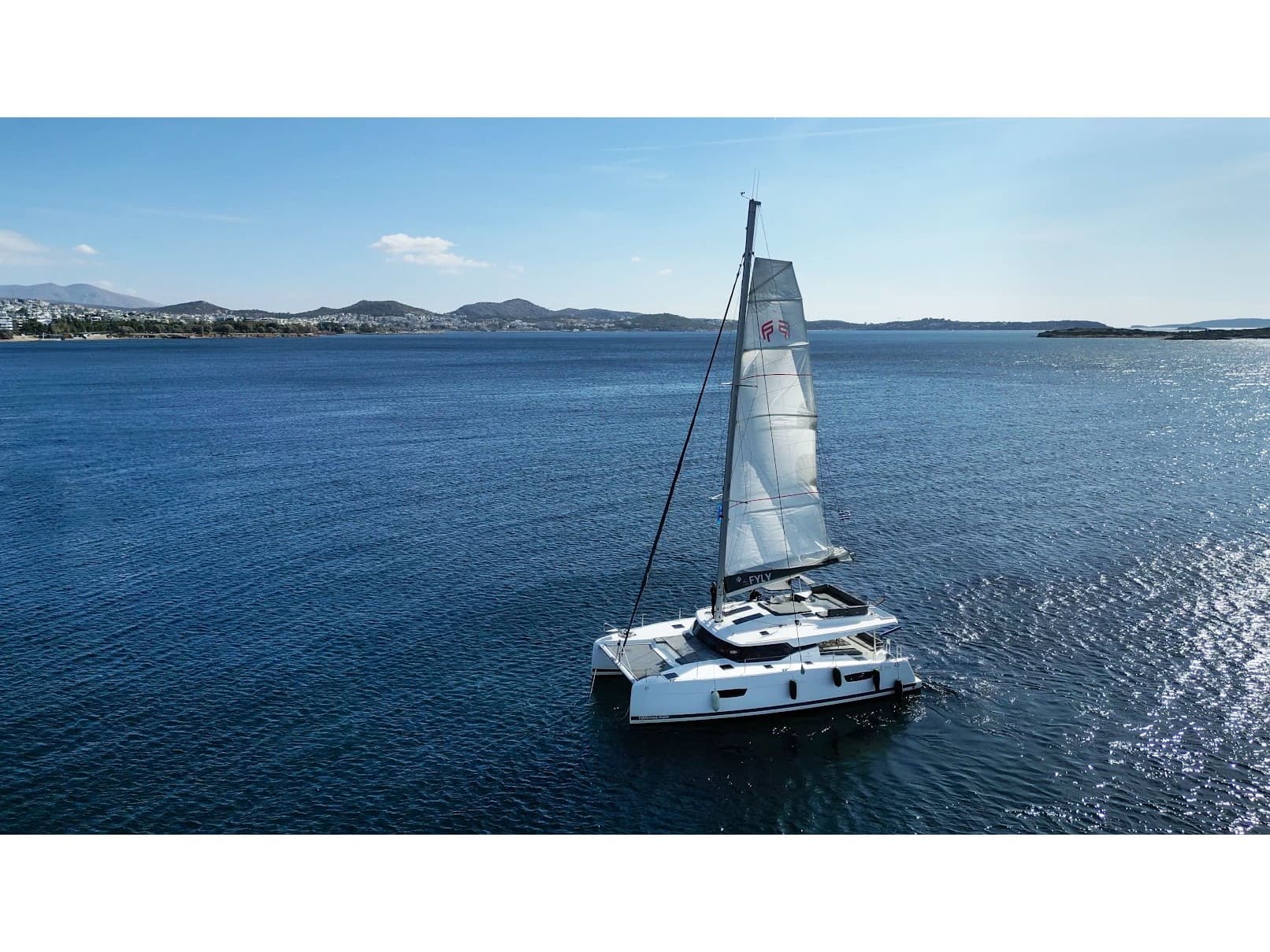 Olympus - Green Wave – Fountaine Pajot