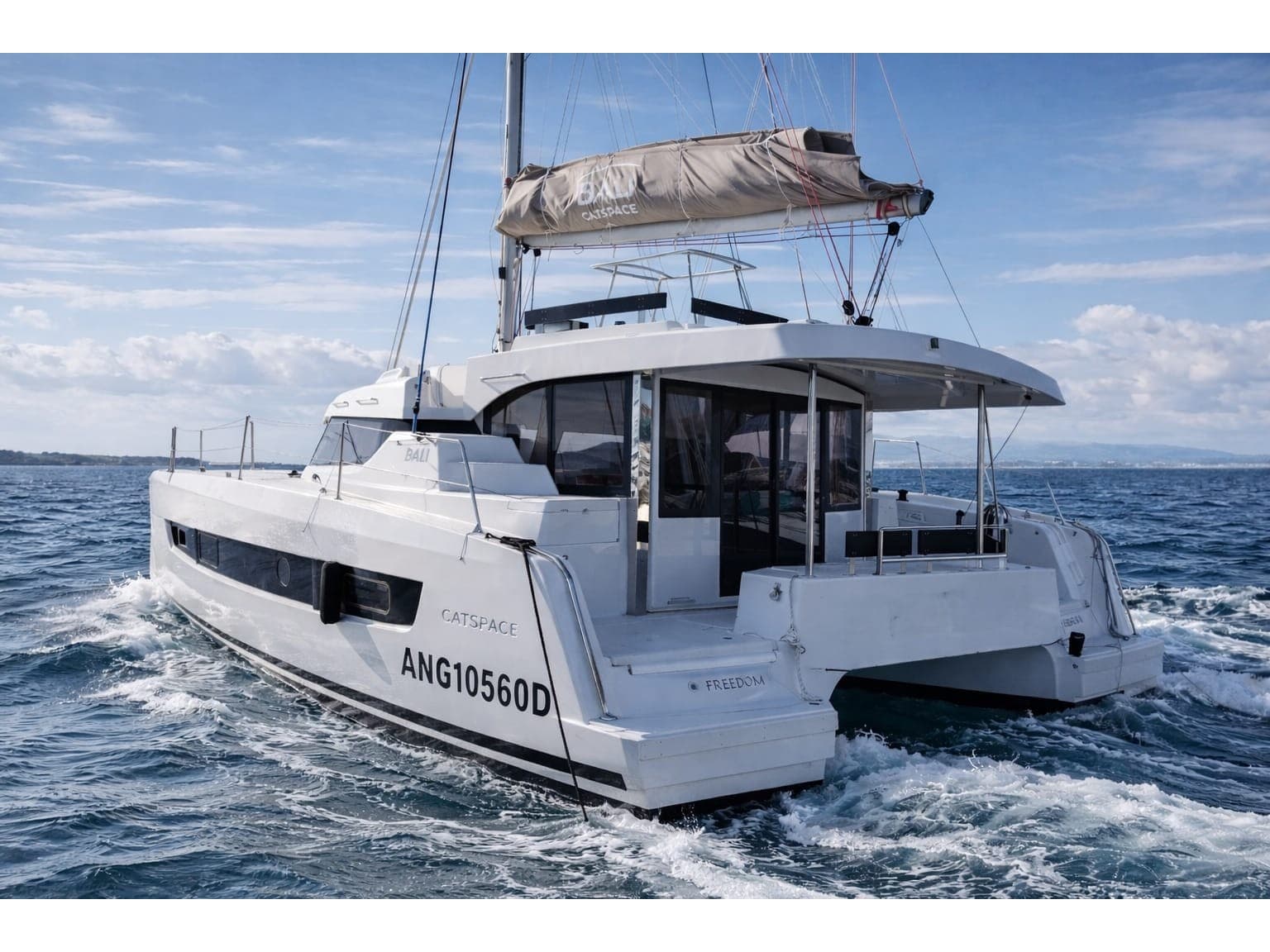 FREEDOM – Bali Catamarans