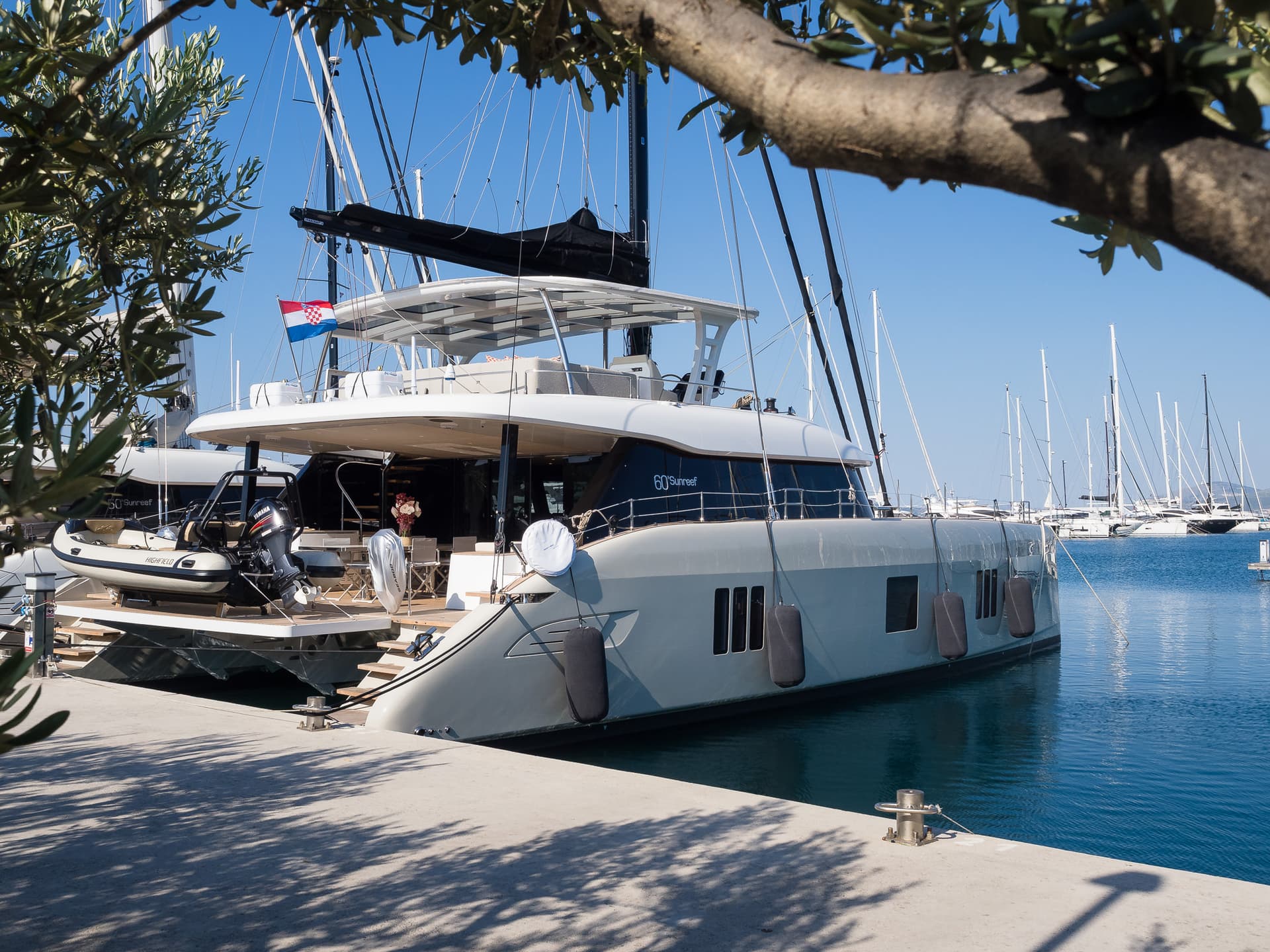 SEA DREAMS – Sunreef Yachts