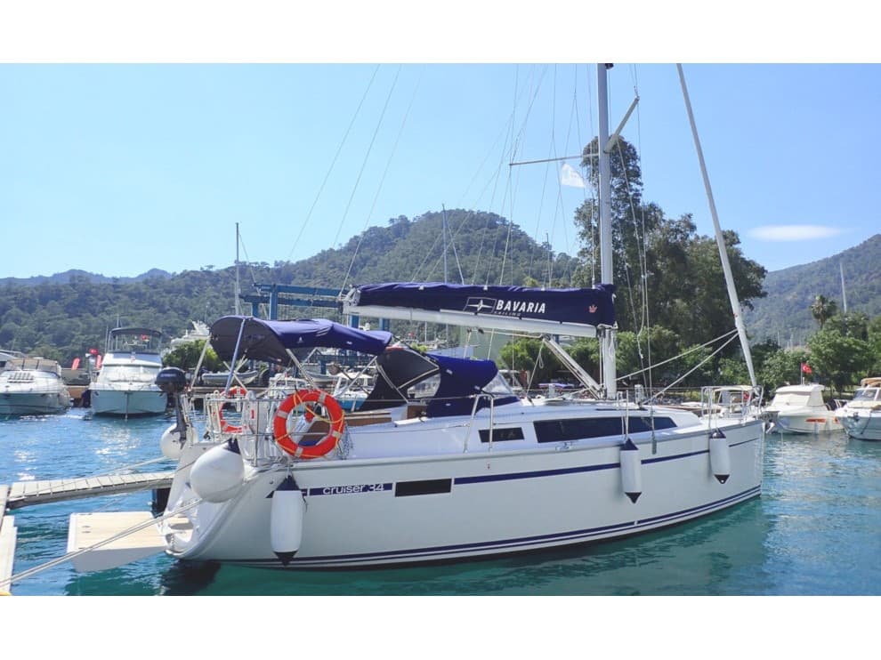 – Bavaria Yachtbau