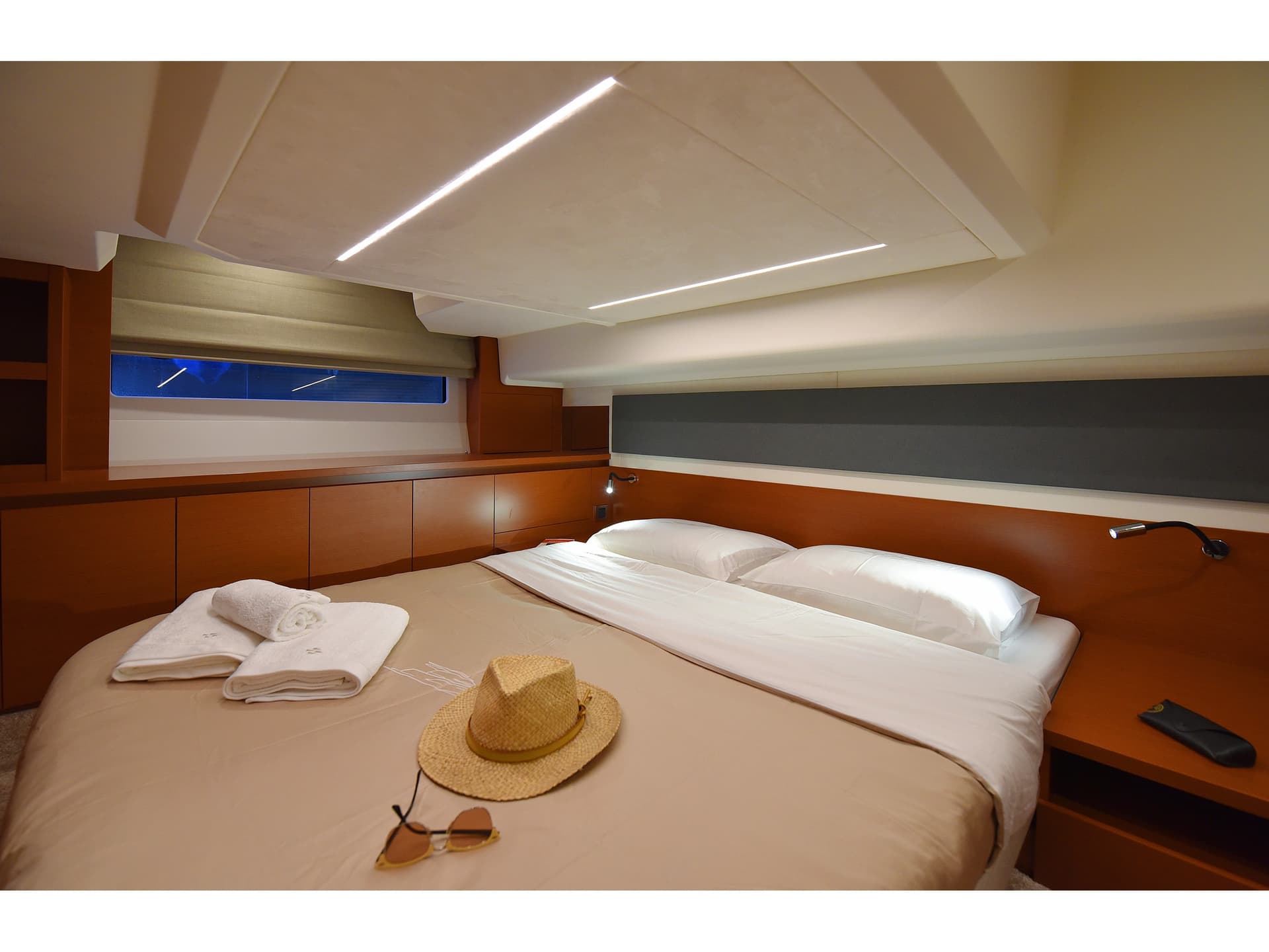 yacht plan
