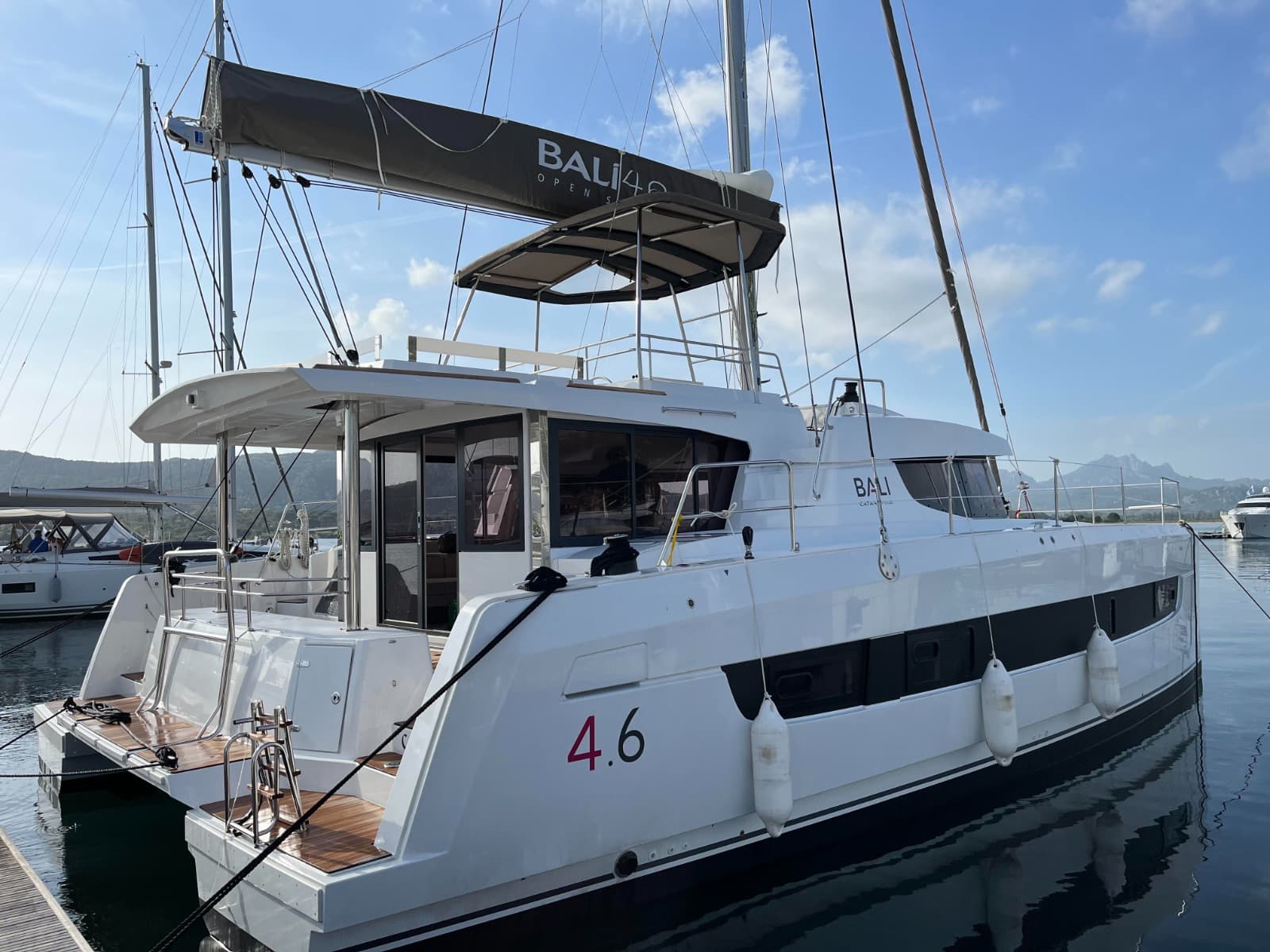 Freezer – Bali Catamarans