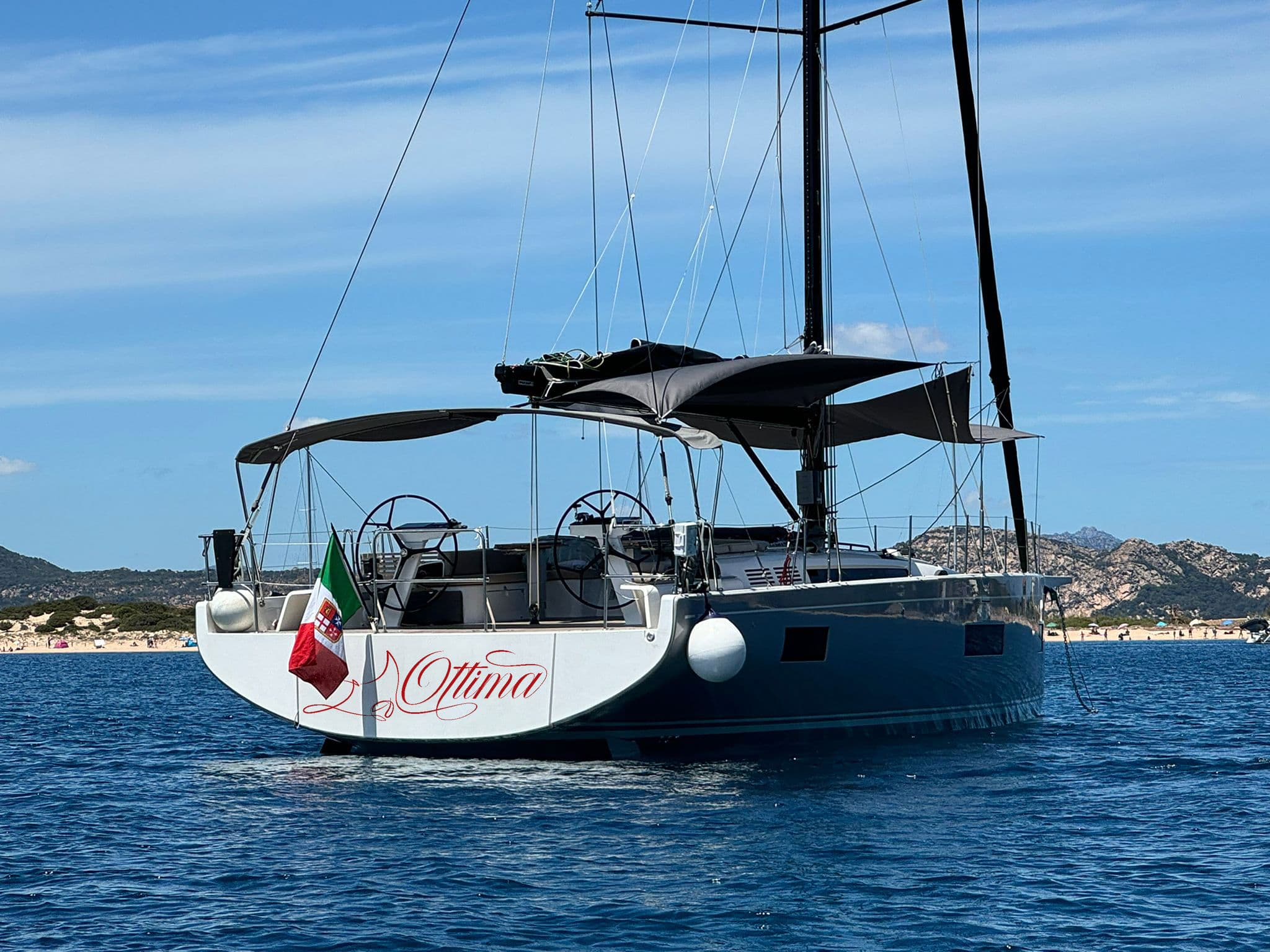 Ottima - Premium Crewed line – Beneteau