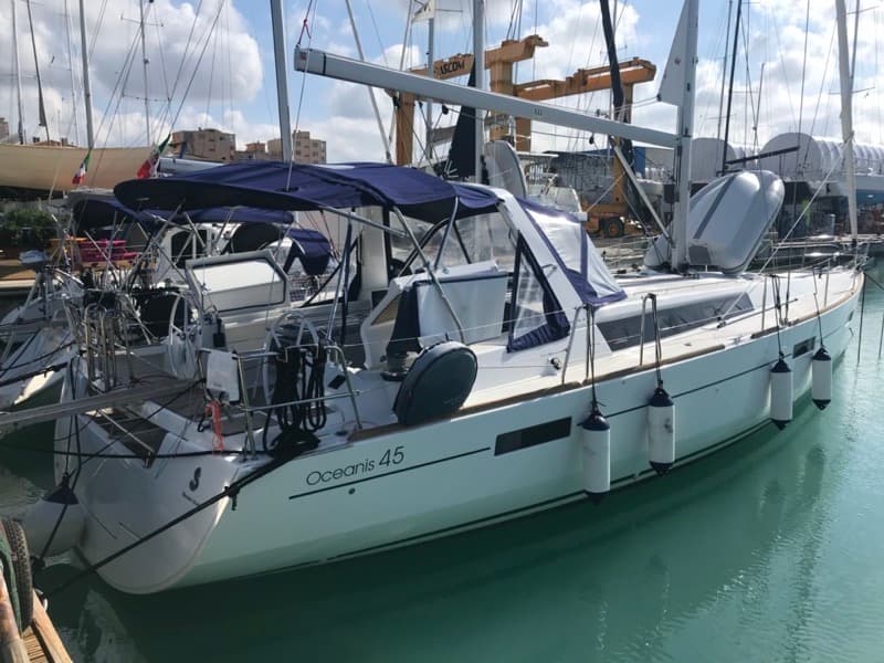 Alphard – Beneteau