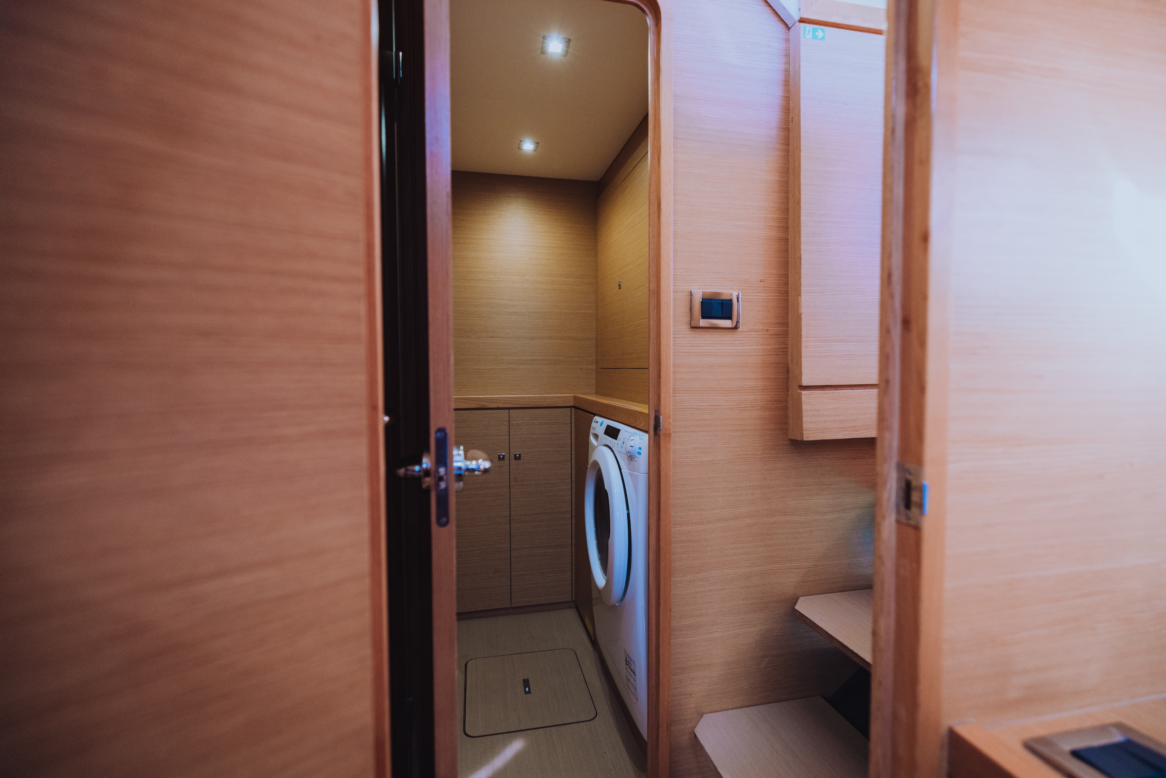 MARK – Dufour Yachts