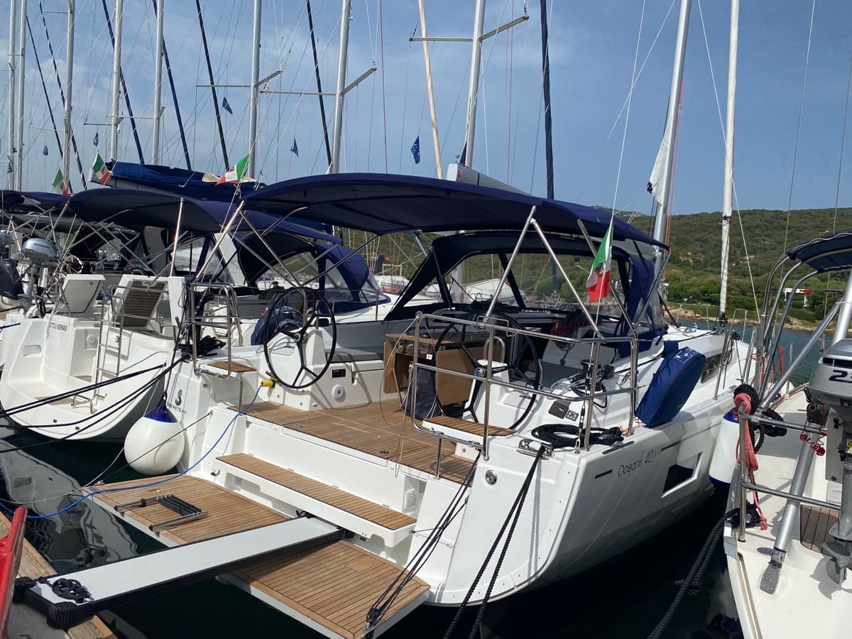Blue Eyes II – Beneteau