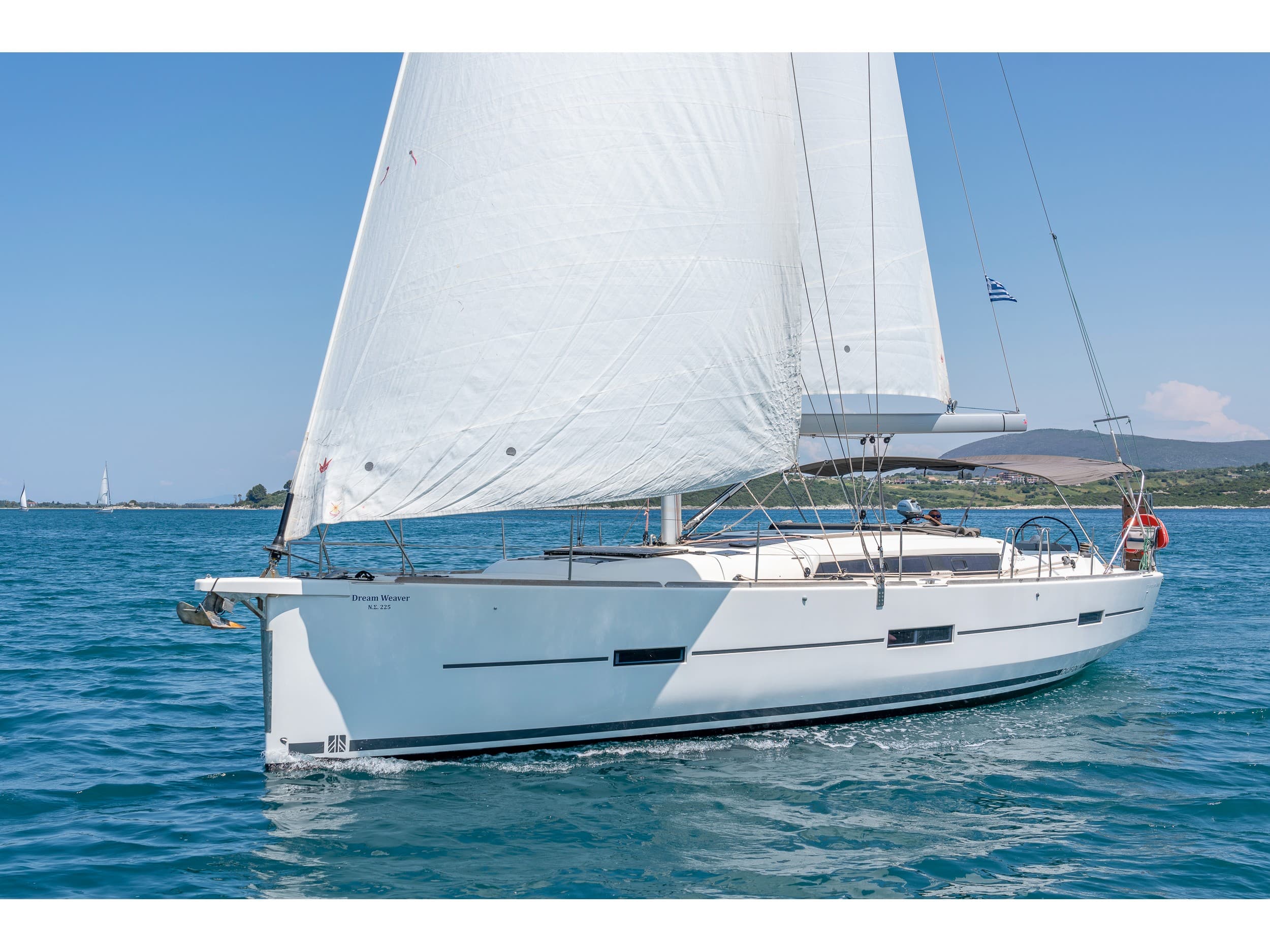 Dream Weaver – Dufour Yachts