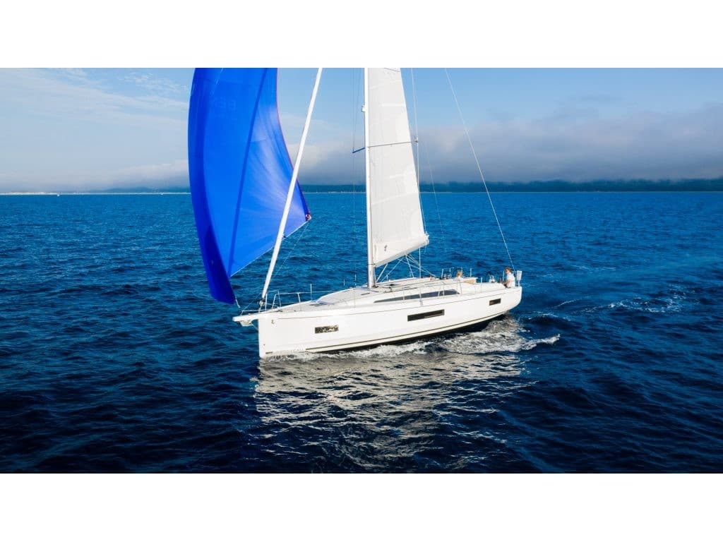 Aquarius – Beneteau