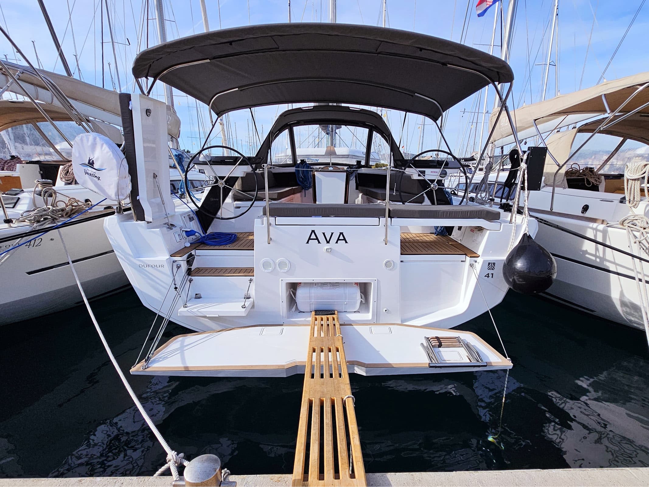 Ava (A/C & gen)