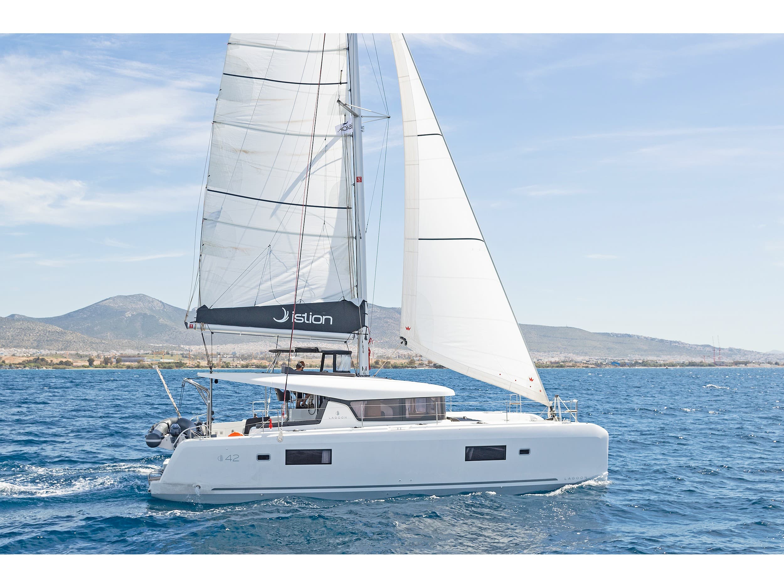 Eternity (ONLY SKIPPERED) – Lagoon