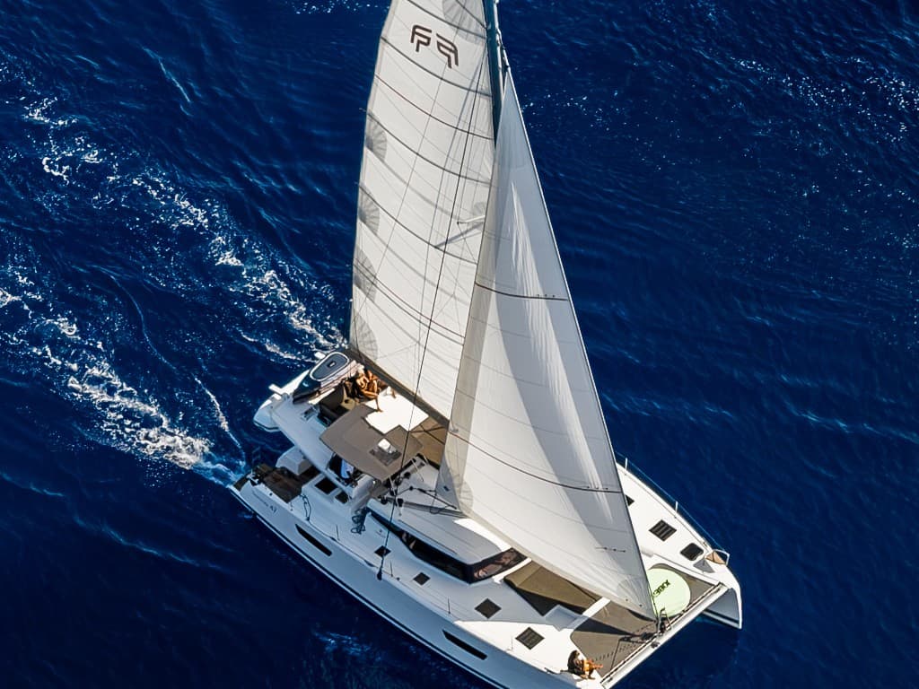 EQUINOX – Fountaine Pajot