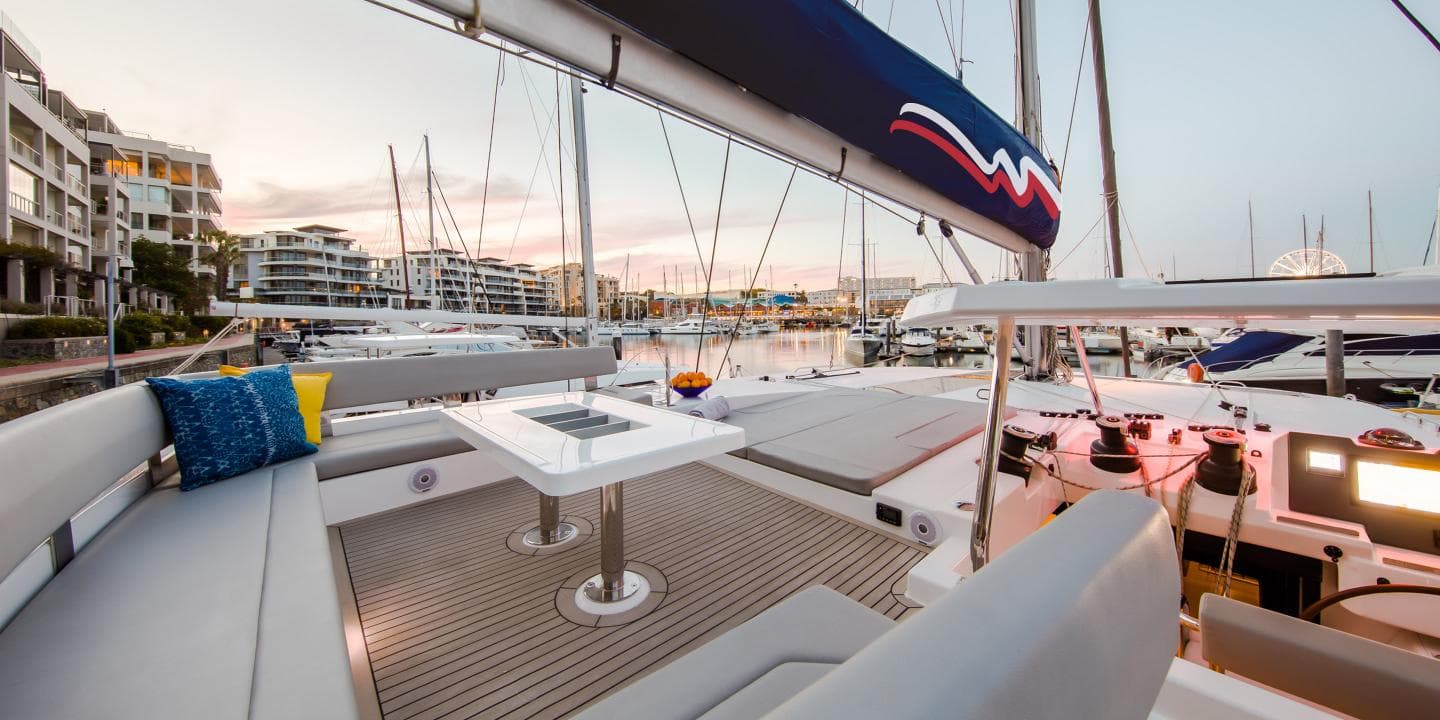 Moorings 5000-5 Club