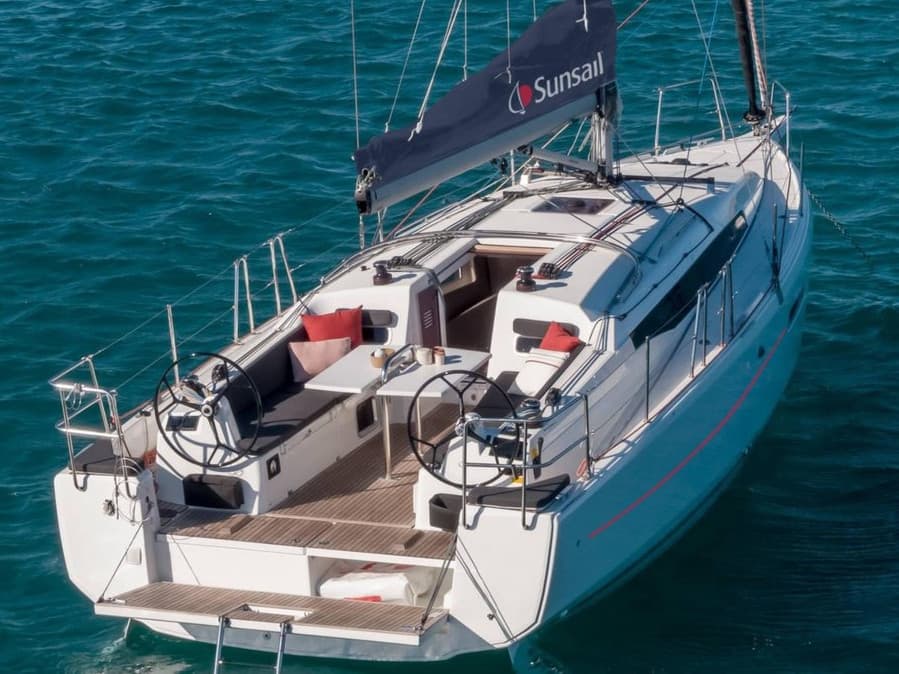 Sunsail 38.0 Classic – Jeanneau