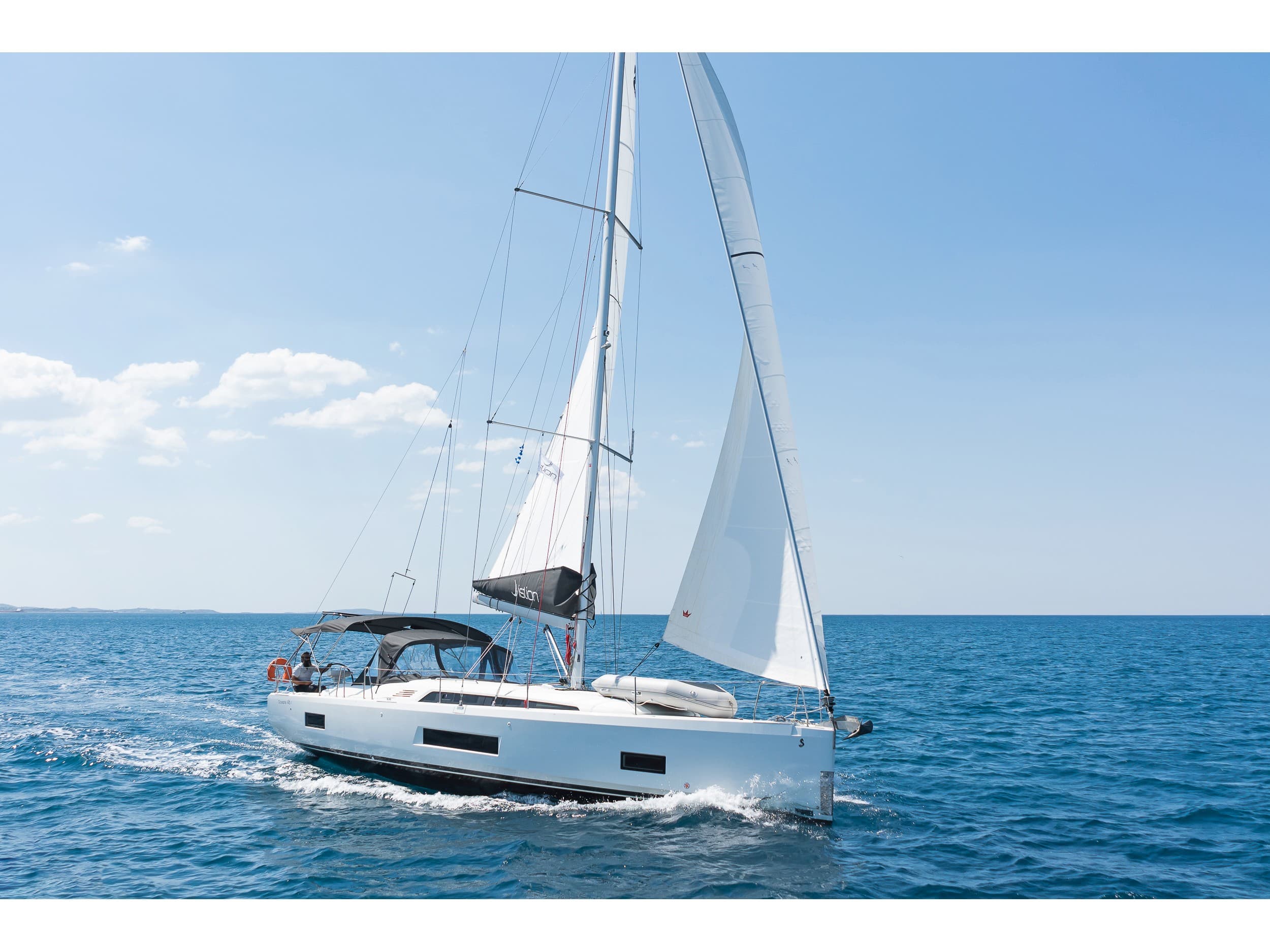 Beautiful Helen – Beneteau