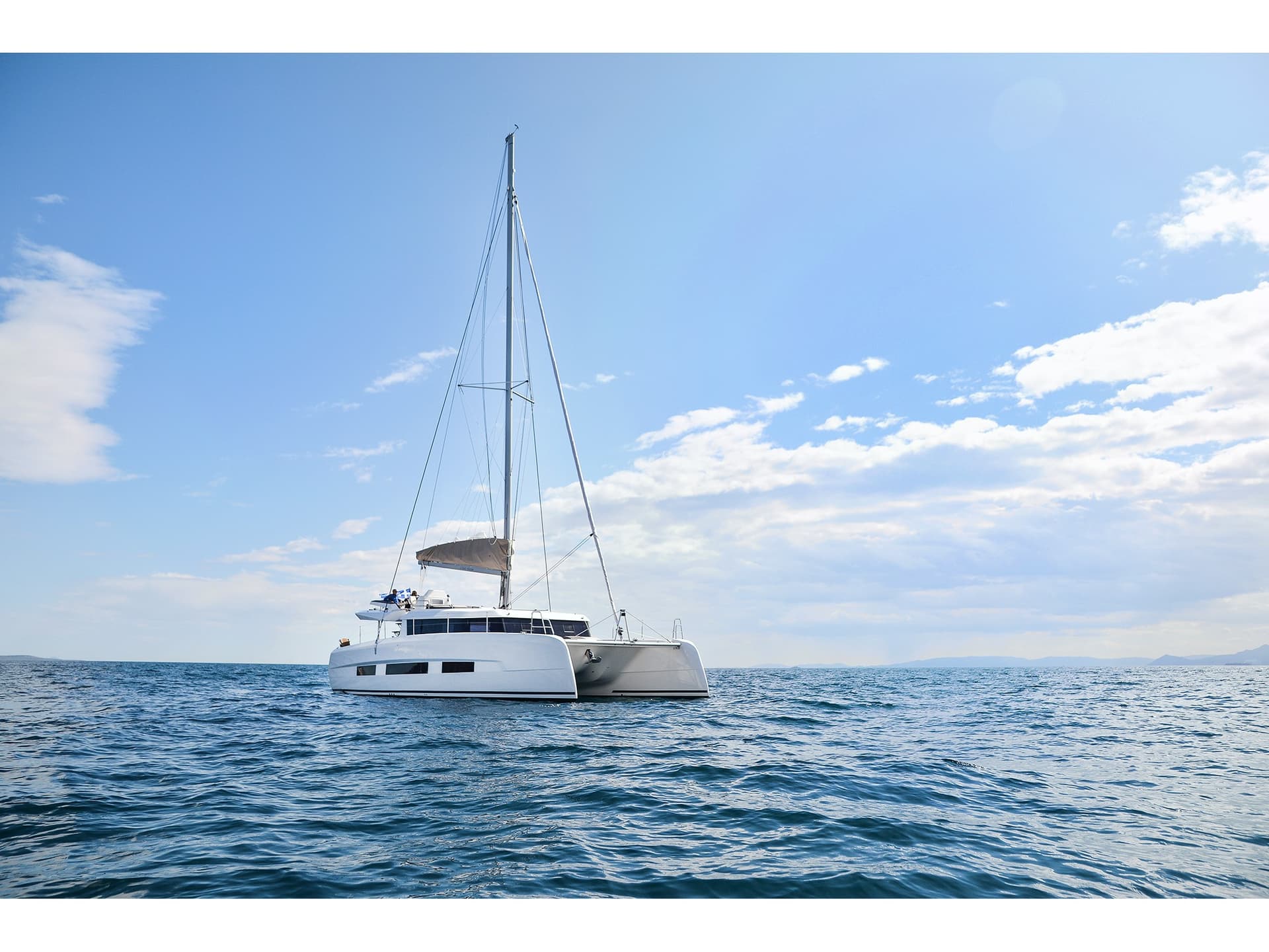 My Blue Heaven – Dufour Yachts