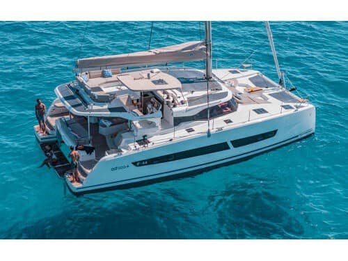 FP 44 – Fountaine Pajot