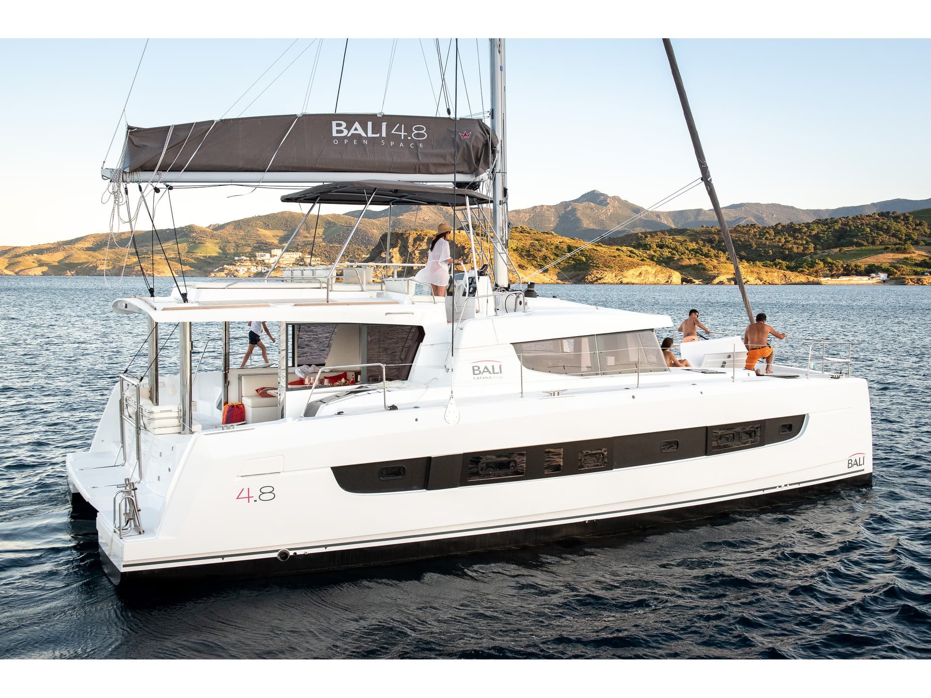 MARTINON – Bali Catamarans