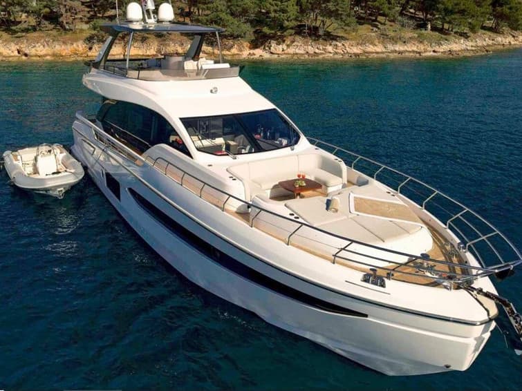 Concord's 6 ex.OMR Group – Azimut Yachts