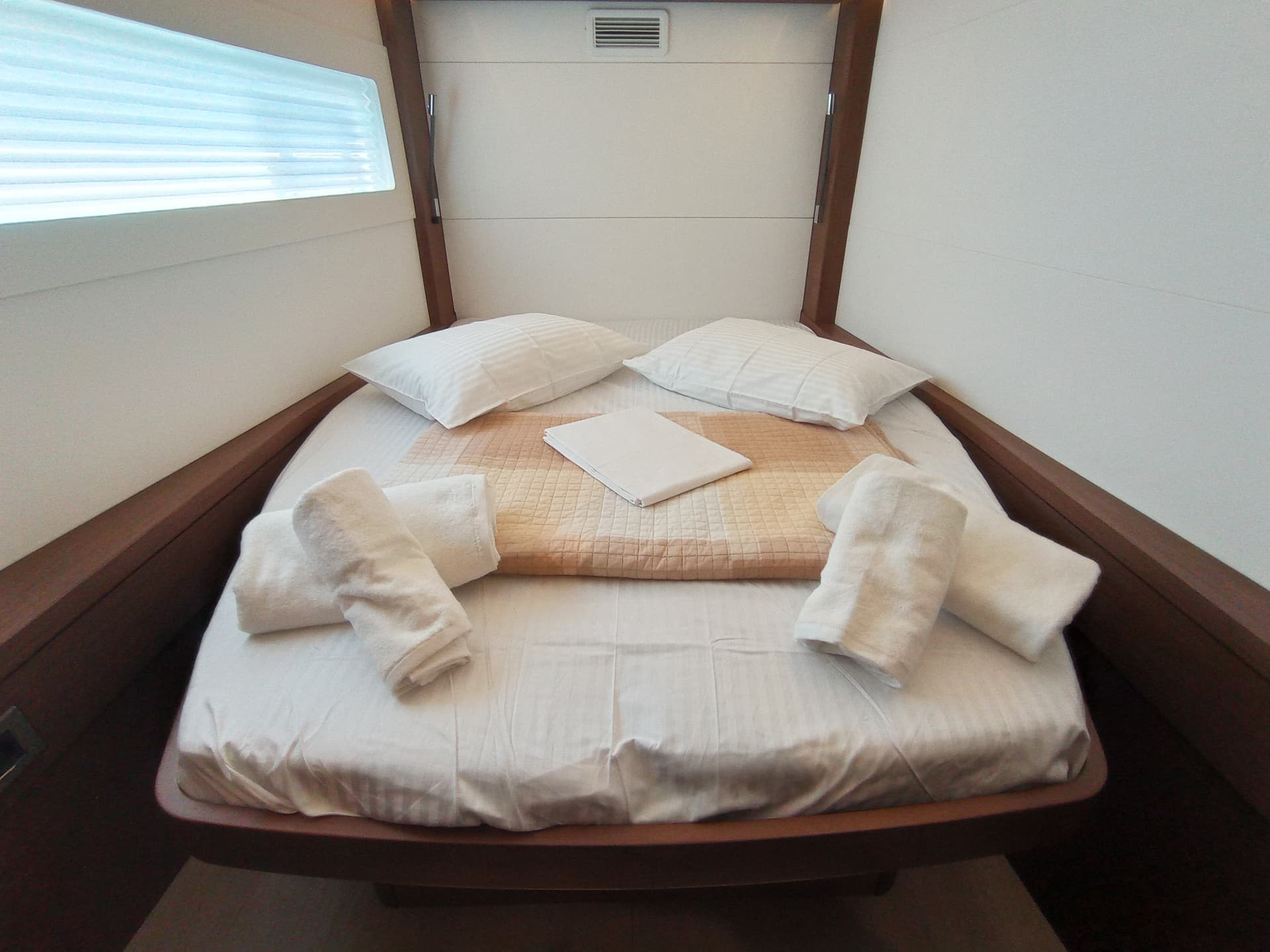 KALISI MOU (air condition, generator, water maker) _Skippered Only_