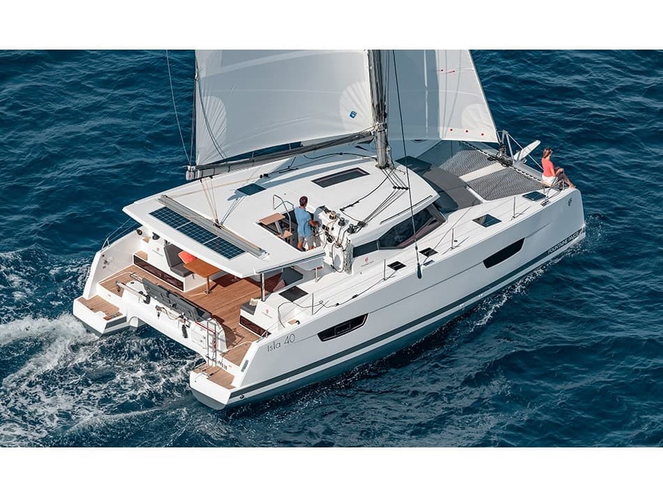 La Dolce Vita – Fountaine Pajot